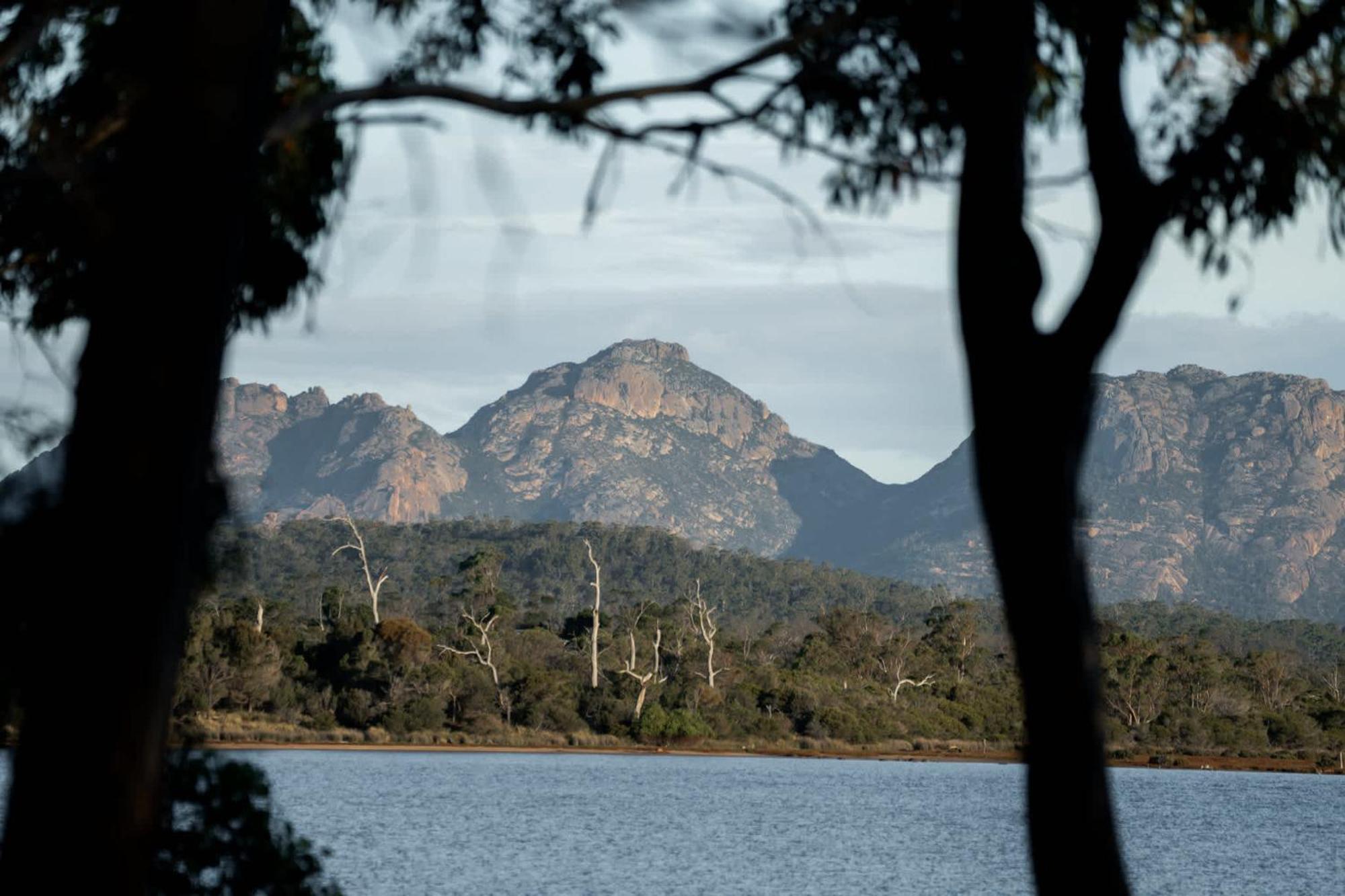 Hotel Numie - Freycinet Peninsula - Glamping - Heated - Waterfront Coles Bay Esterno foto